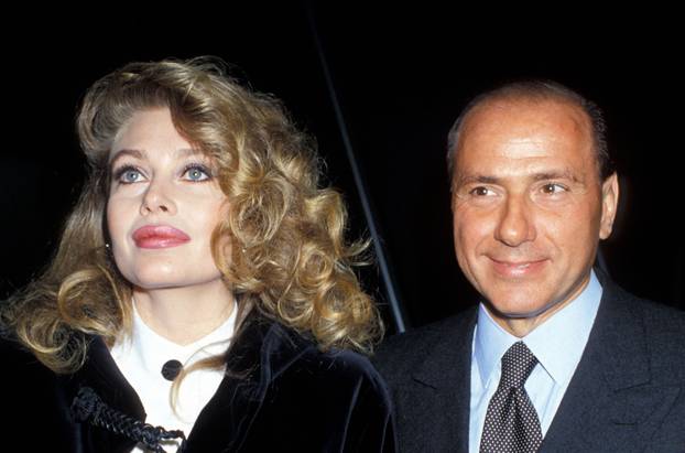 RETROSPETTIVA DI VERONICA LARIO E SILVIO BERLUSCONI