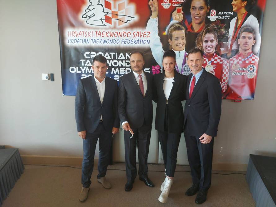 Moji borci i obitelj znaju da ne mogu utjecati na mene! Da se ova priča odužila, otišao bih...