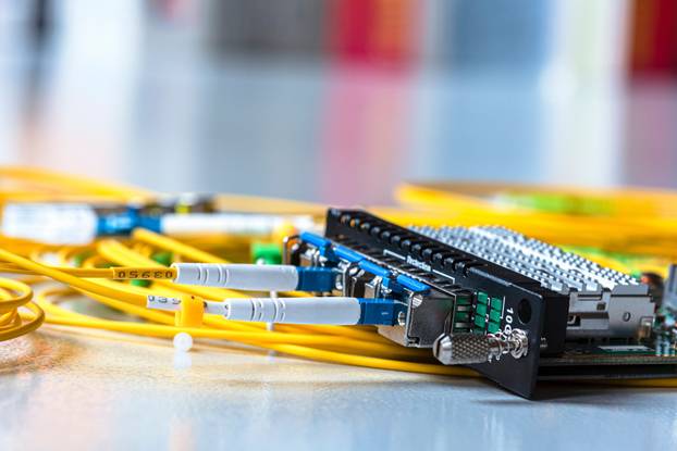 Small,Form-factor,Pluggable,With,Fiber,Optic,Cable,Used,For,Telecommunication