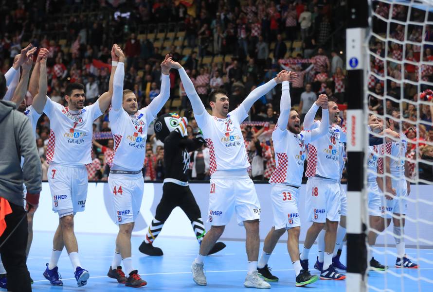 Bravo, dečki! Ma ovo je bilo bez greške. Proslavite pa na posao