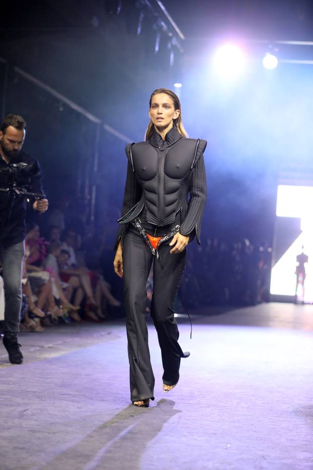 Rijeka: Modna revija Jurja Zigmana u Exportdrvu.