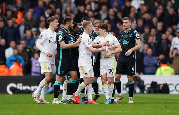 Leeds United v Norwich City - Premier League - Elland Road