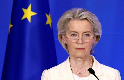 Von der Leyen otputovala u Škotsku, s Trumpom će razgovarati o carinama