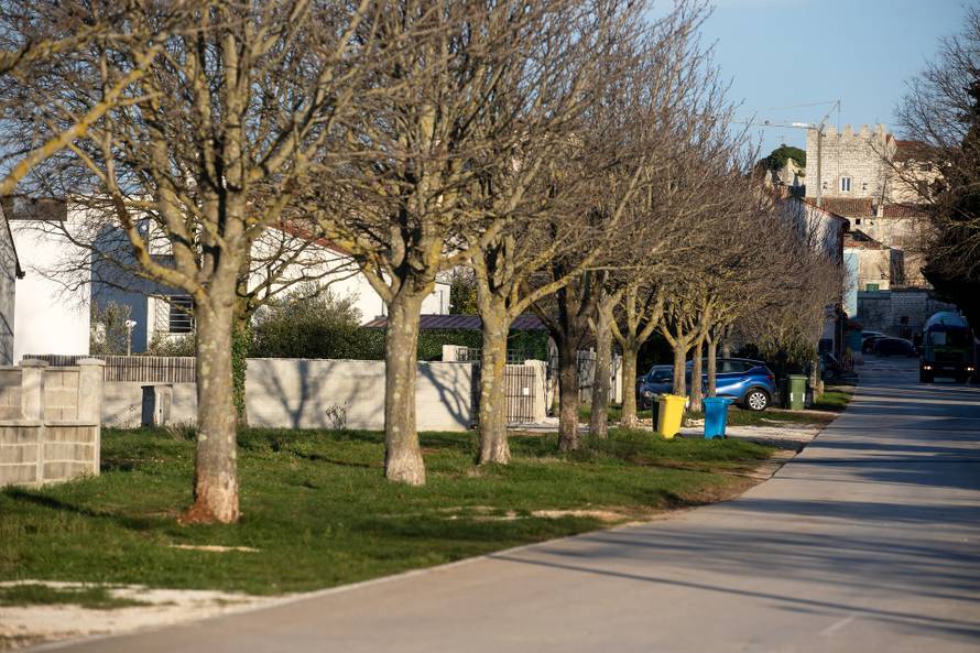 Obiteljska kuća blogerice Elle Dvornik u mjestu Bale 