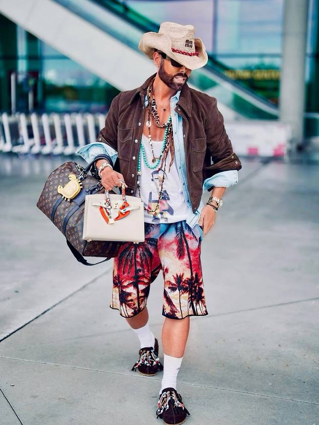 Odmor u stilu Marka Grubnića: Skupe torbice, leopard uzorci i vrela zabava na Mikonosu...