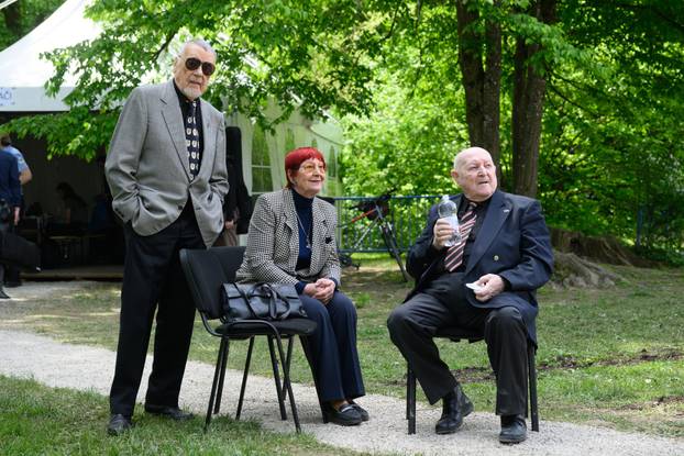 Zagreb: Okupljenje na proslavi Međunarodnog praznika rada u Maksimiru zabavljali Zdenka Kovačiček, Drago Diklić i Jimmy Stanić