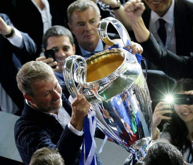 FILE PHOTO: Chelsea owner Abramovich lifts the UEFA Champions League trophy after winning the final soccer match against Bayern Munich at the Allianz Arena in Munich