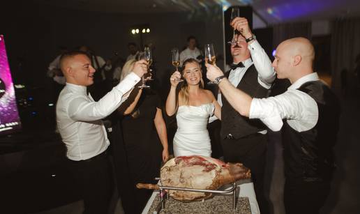 &Ccaron;UDO NA SVADBI U ZAGREBU Umjesto  torte - pr&scaron;ut! 'Nestao je u sekundi, svima se svidjelo...'