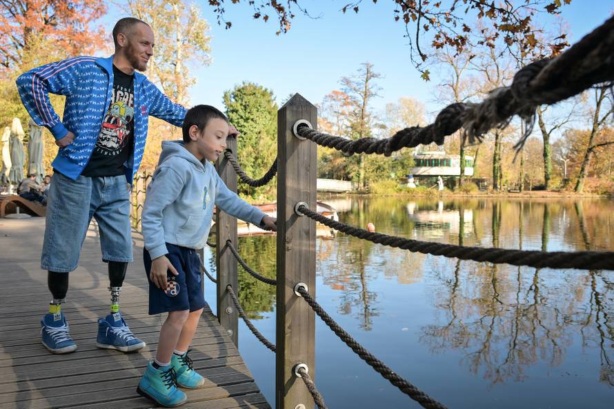 Zagreb: Sin Tonija Bošnjakovića je prohodao uz ekstremne treninge koje mu je osmislio otac unatoč cerebralnoj paralizi