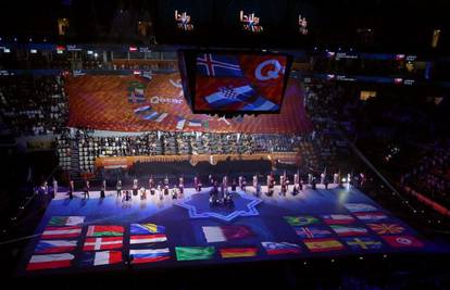 Spektakularnom ceremonijom otvoren SP: Katar dobio Brazil