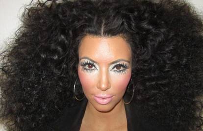 Preobrazba Kim Kardashian: Pozirala s frizurom Diane Ross