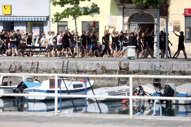 Rijeka: Maturanti proslavili zadnji dan škole