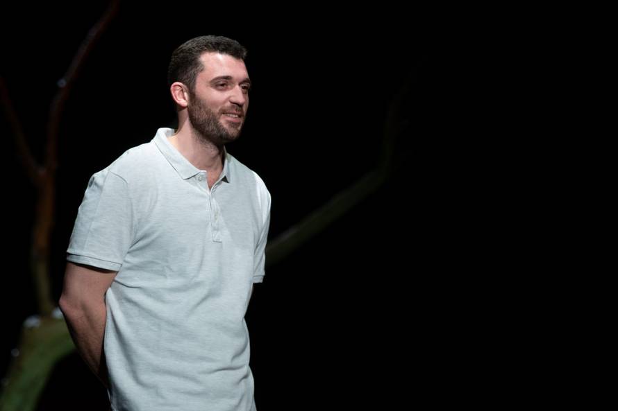 Zagreb: Premijera predstave "Šetači pasa" u Centru za kulturu Trešnjevka