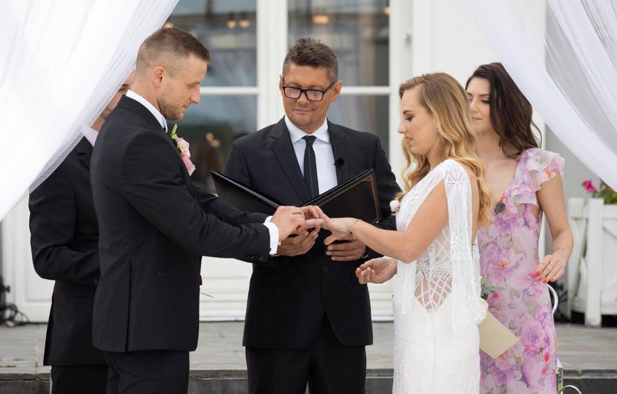 Filip iz 'Braka' za 24sata: 'Baka bi me ženila za curu iz crkvenog zbora, a ja hoću Evu Mendes!'