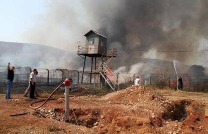 Mostar: Strahoviti požar je zaprijetio spremnicima plina