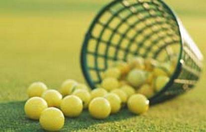 Ukrali 4800 svjetlećih žutih loptica za golf