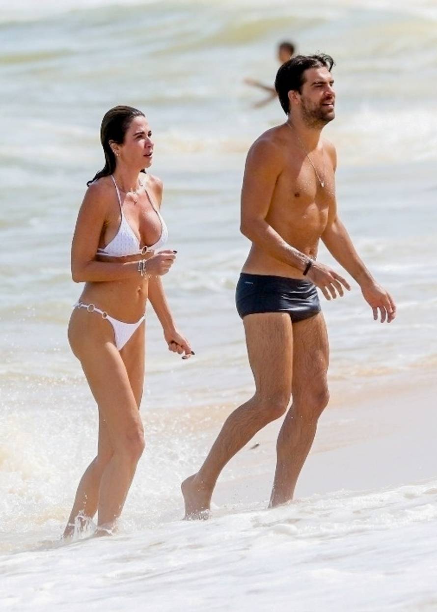 Mick Jagger je 'izgubio glavu' i razveo se zbog nje, a fatalna manekenka opet strasno ljubi