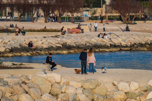 Split: Proljetno poslijepodne na Žnjanu