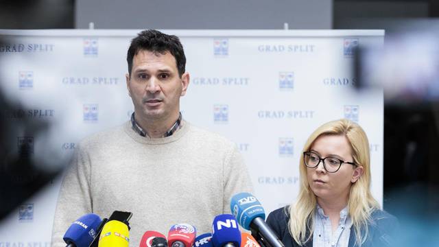 Split: Ivica Puljak i predstavnici stranaka u Gradskom vijeću nakon zajedničkog sastanka dali su izjave za medije 