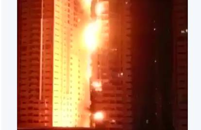 Ogroman požar zahvatio dva nebodera: 'Sve smo izgubili'