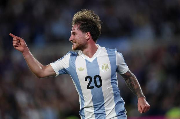 World Cup - South American Qualifiers - Argentina v Brazil