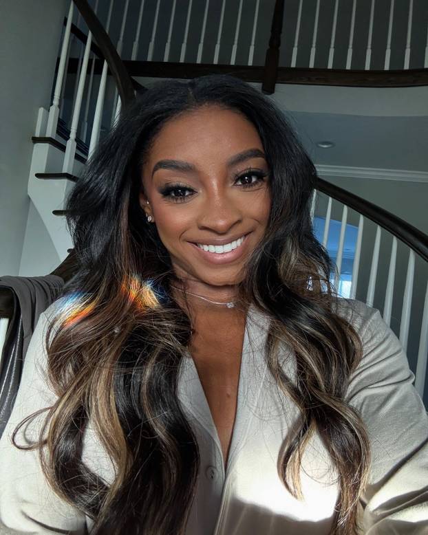 FOTO Simone Biles: Pogledajte mi grudi prije i poslije operacije