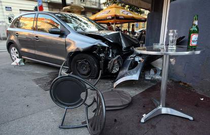 Zagreb: Uletio je autom u kafić, ozlijedilo se šestero