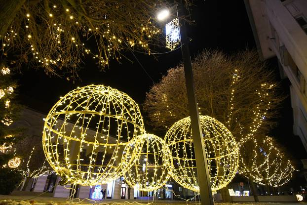 Koprivnica: Adventska manifestacija Koprivnička bajka