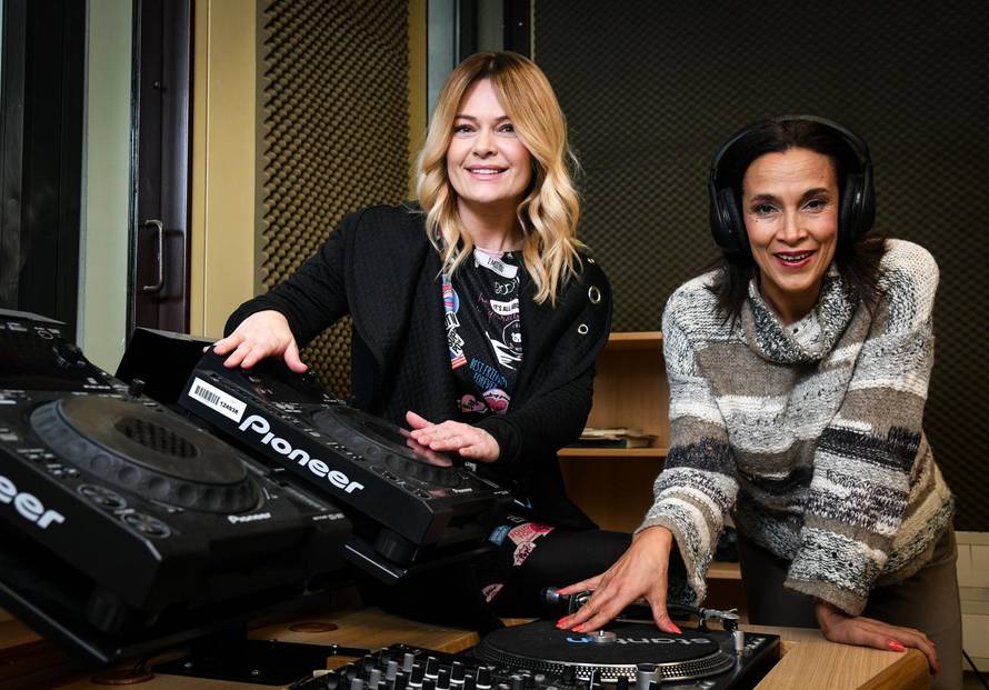 Ella zaludila fanove hitom 'Iza ponoći', pa je pokazala previše