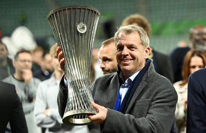 Aspurdno! Chelsea ga je prodao pa kupio nakon 33 dana. Sada ga šalju u Modrićev Swansea