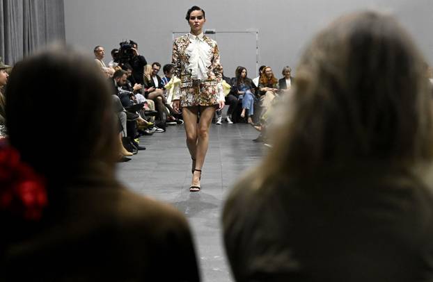 Zagreb: Modna revija Robeta Severa "Symphony 9"