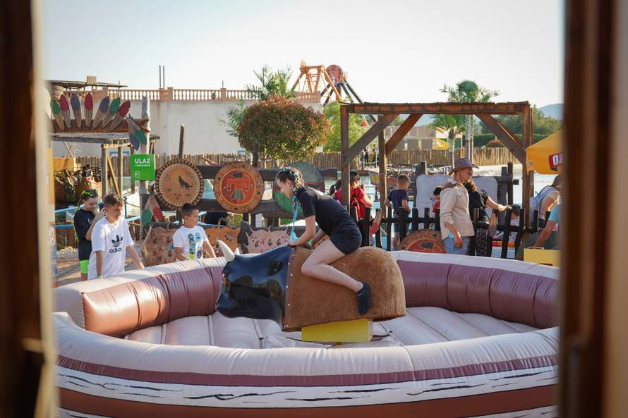 Vrhunac sezone donosi vrhunac zabave u Fun Parku Biograd!