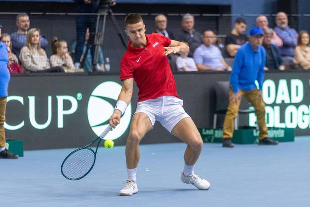 Ajdukovic dropped the impossible and lost the sixth match in a row …