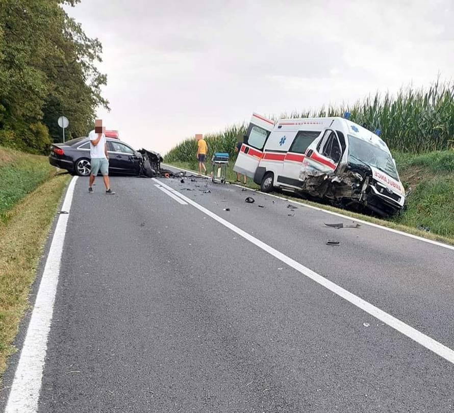Krš i lom kod Bjelovara: Sudarili se auto i vozilo hitne pomoći, ozlijeđeno je nekoliko ljudi