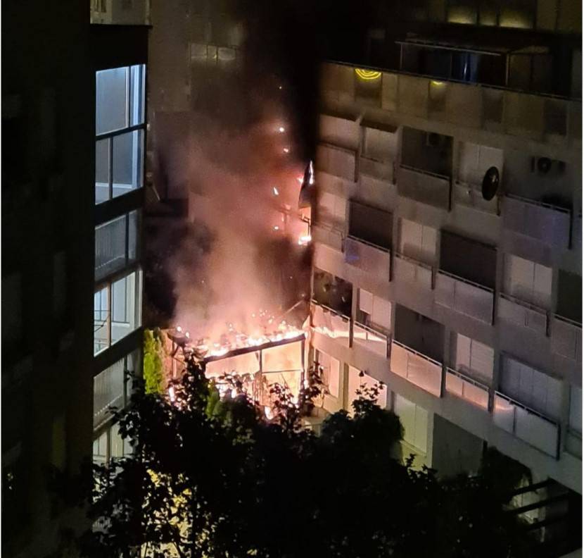 VIDEO Požar u Zagrebu: Gorjeli stanovi u Španskom do 4. kata. Sedam ljudi se nagutalo dima
