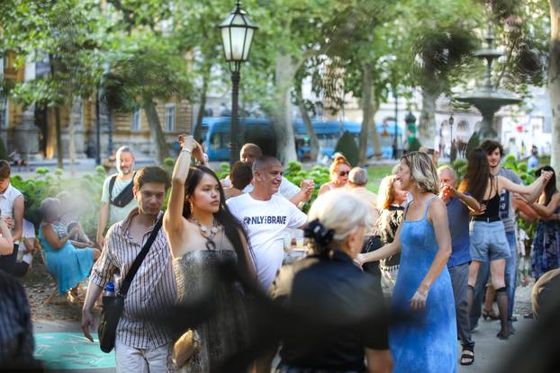 Zagreb: Brojni građani sudjelovali na pPlesnjaku na Zrinjevcu
