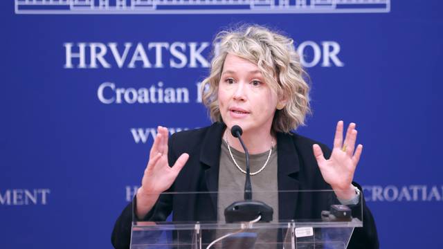 Zagreb: Ivana Kekin o aktualnim temama