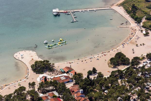 Turisti?ko naselje Zaton