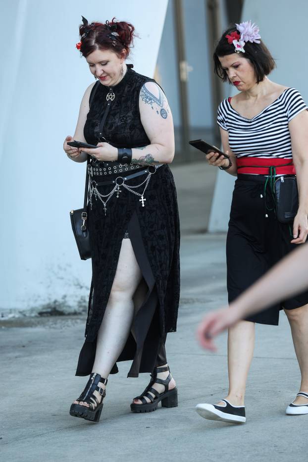 Zagreb: Atmosfera oko Arene uoci koncerta Marilyna Manson.