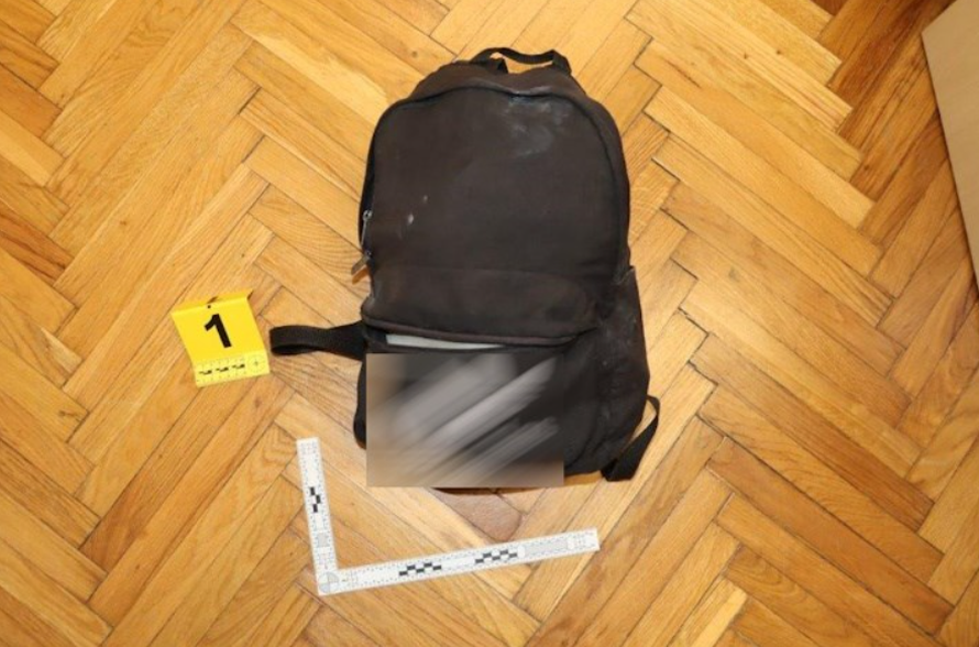 Zovi dilera: Mladić iz Zagreba taksijem slao ruksak pun trave