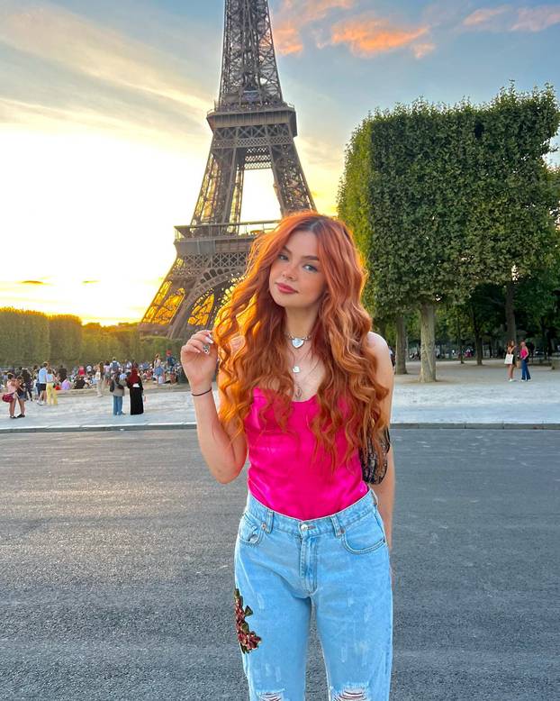 FOTO Najpoznatija Hrvatica na TikToku zaručila se za srpskog košarkaša. Pogledajte reakciju