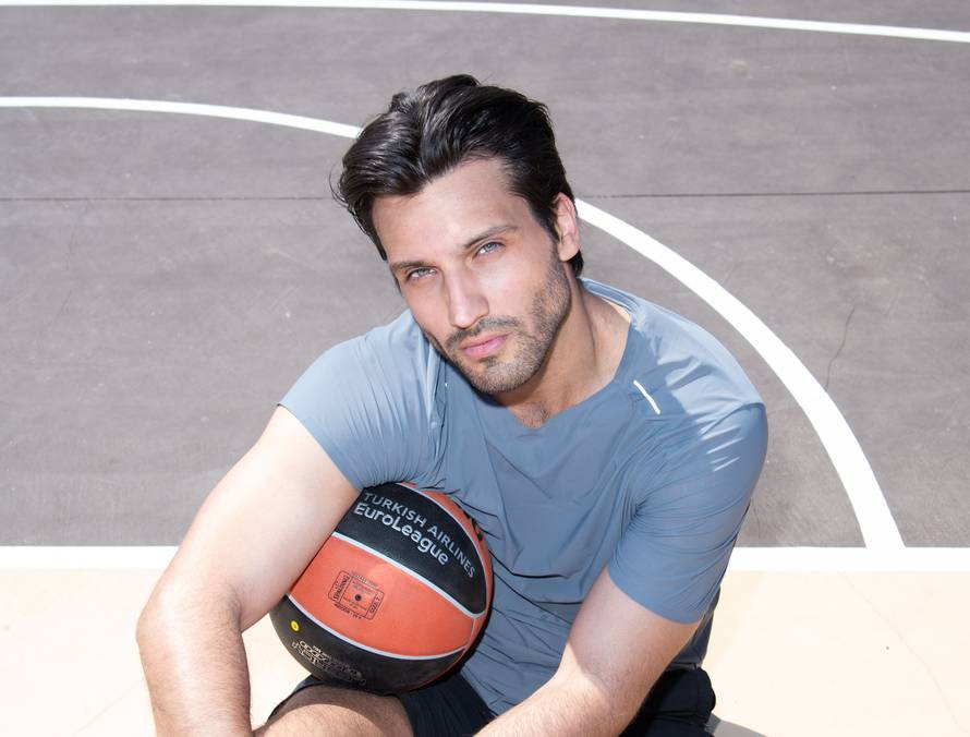 Sport ga je snažno oblikovao: Petar je 'Gospodin Savršeni' na terenu, ali  i izvan njega...