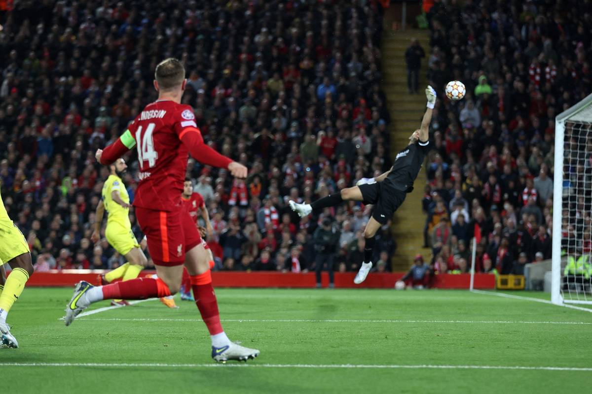 Liverpool je na korak od finala: Villarrealu dao dva u tri minute