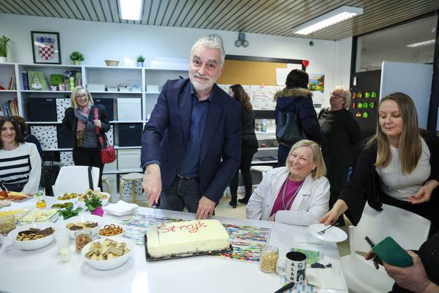 Zagreb: Zrinko Turalija dao je izjavu medijima povodom štrajka u školstvu