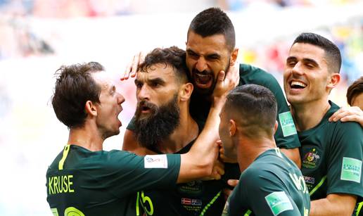 Hrvat Mile Jedinak zabio za australski bod protiv Danske!