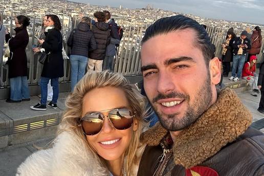 FOTO Uvijek &cacute;e imati Pariz! Fine ve&ccaron;ere i nje&zcaron;ni trenuci: Evo kako se Maja &Scaron;uput i &Scaron;ime provode...