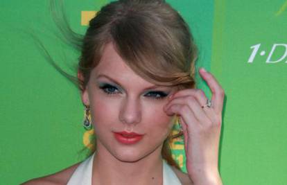 Teen Choice: Taylor Swift je trijumfirala na dodjeli nagrada