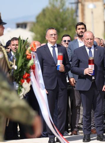 Split: Ministar Tomo Medved sudjelovao na obilje&zcaron;avanju 35. obljetnice 4. gardijske brigade Pauci
