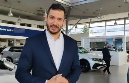 Boris snimio video na novom radnom mjestu: Prodaje aute