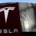 Tesla u 2021. godini prodao više automobila nego što je proizveo